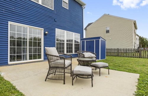Charlotte Apartment | 3BR Family Retreat with Modern Comforts
