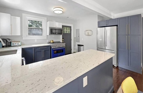 Riverland Terrace House | 3BR Riverland Terrace | Walk to Theater + Eats