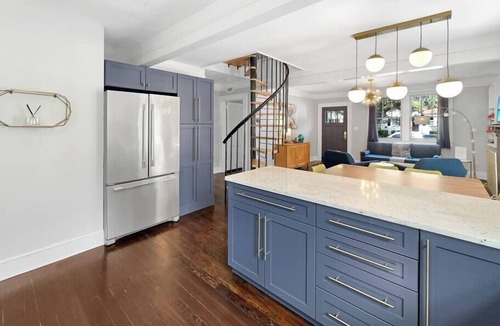 Riverland Terrace House | 3BR Riverland Terrace | Walk to Theater + Eats