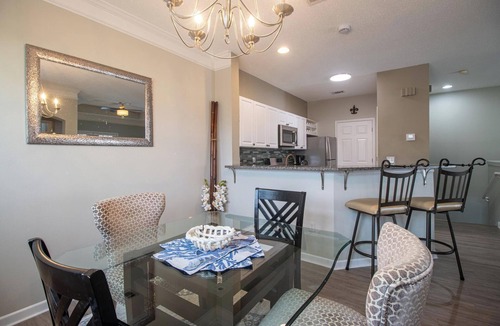 Gulfport Villa | 5 min walk to the beach! In this 945 sq feet 1bed, 1bed Condo!
