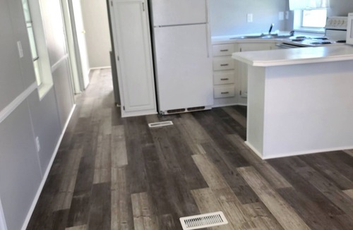 Waynesville Cottage | 55+ ID REQUIRED 30 days minimum