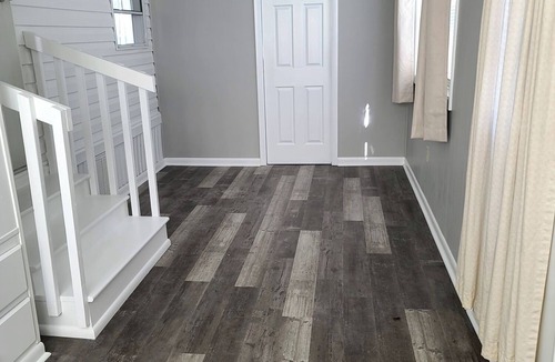 Waynesville Cottage | 55+ ID REQUIRED 30 days minimum