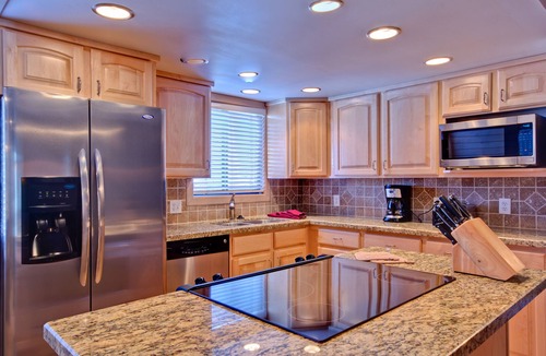 North Park City Cabin | 6 Bedroom + 2 Den Duplex 2 Blocks from PC Mountain! Can't beat this place!