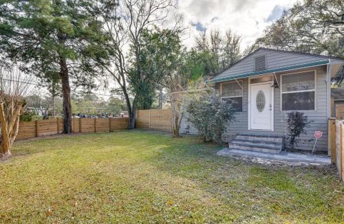 Jacksonville House | 6 Mi to Dtwn Entertainment! Stylish JAX Abode