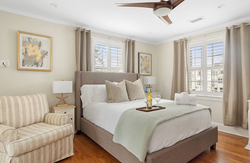 Downtown Charleston House | 62 Barre Street
