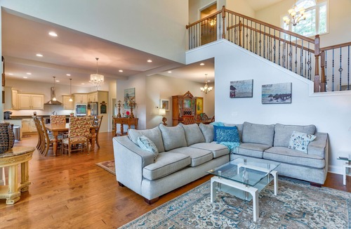 Blairsville House | 7 bedroom! Amazing Lake house, Private Dock & Jet Ski Pads, Kids Dream game room