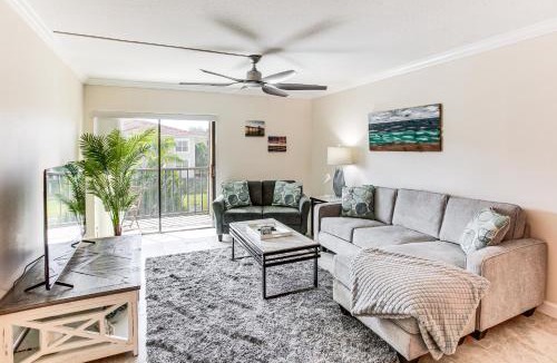 McGregor House | 8 Mi to Beach: Modern Condo in Fort Myers!