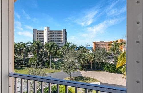South Island Apartment | 9463BELLALAGO241BLWCO - Bella Lago 241