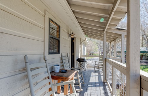 Maggie Valley Cabin | A cozy cabin right in the heart of Maggie Valley!