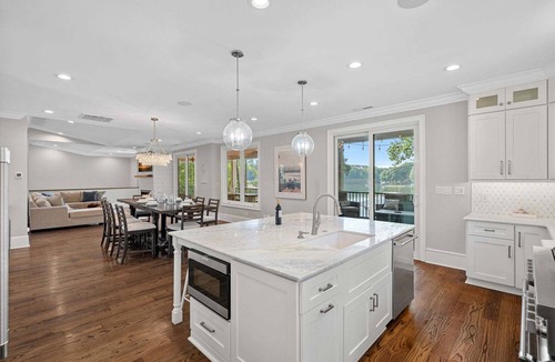 Mooresville House | A Good Distraction | New Pool & Spa | Pets| Sleeps 16