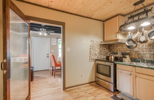 Lithia Springs Cottage | A suburban cottage in Georgia