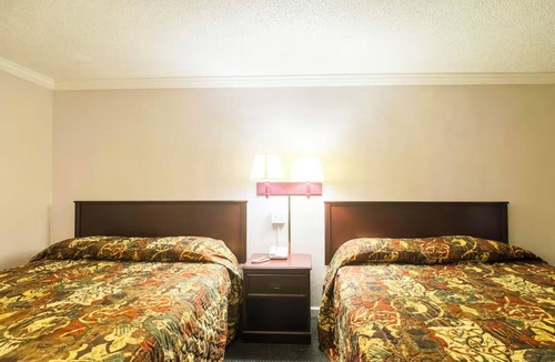 Huntsville Hotel | Adventure & Nature Haven | Hays Preserve, Riverfront Walks & Trails Nearby