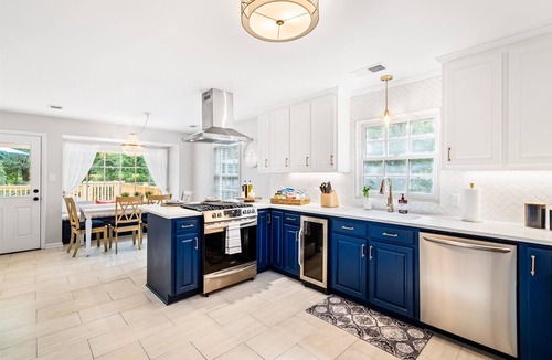 College Park House | Airy 5br home w/pool, outdoor living, game room