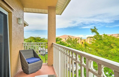 Iona House | Airy Fort Myers Condo ~ 4 Mi to Beach!