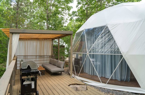 South Algonquin Cabin | Algonquin's Edge Resort | Dome 2