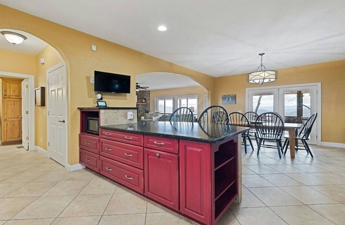 Waynesville House | Almost Heaven-Majestic Views!