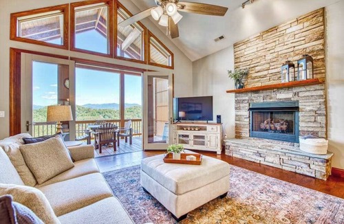 Whittier House | Altitude with Gratitude