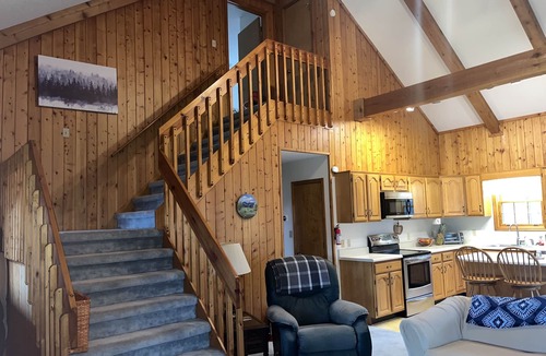 Hot Springs House | Amazing mountain views, endless stargazing!
