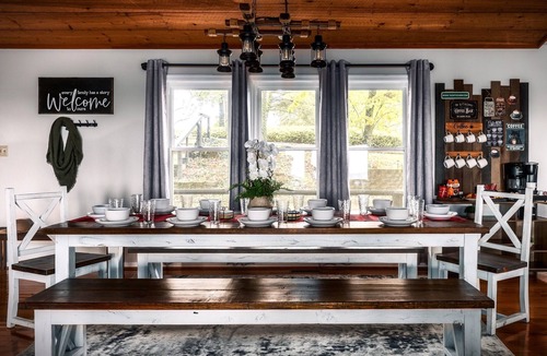 Sevierville Cabin | AMAZING Mountain Views Retreat | Games/FirePit/Upscale/HotTub/SemiSecluded