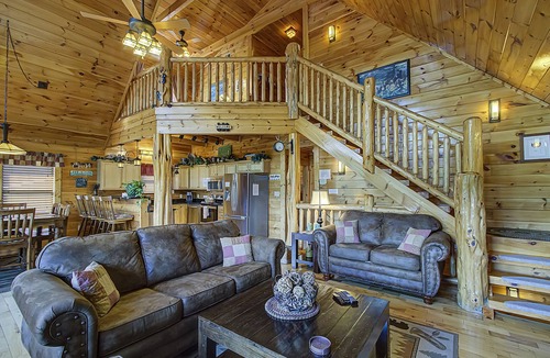 Sevierville Cabin | AMAZING RATES AND VIEWS! FIREPIT! VERY CLEAN! 350 FIVE STAR REVIEWS!