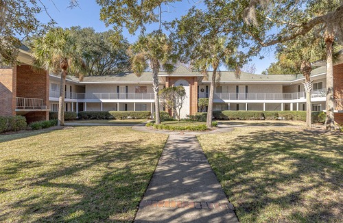 St. Simons Island Condo | Amazing renovated Condo in Sea Palms. Perfect for golfers! St. Simons Island