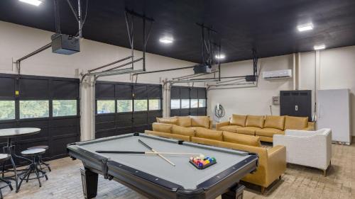 New Market House | Amber Lodge by AvantStay