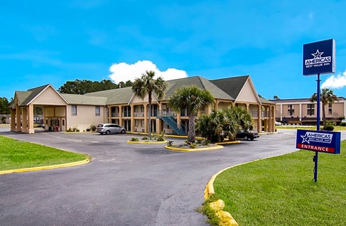 Darien Hotel | Americas Best Value Inn Darien