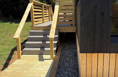 Weaverville Cabin | Amish built A-frame , modern comforts, 20 minutes from Asheville