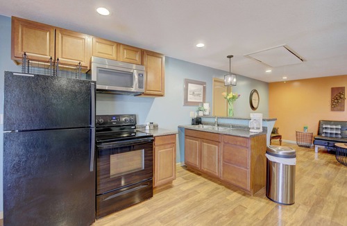 New Market Apartment | Apartment A Spacious Work-Travel Euro Executive