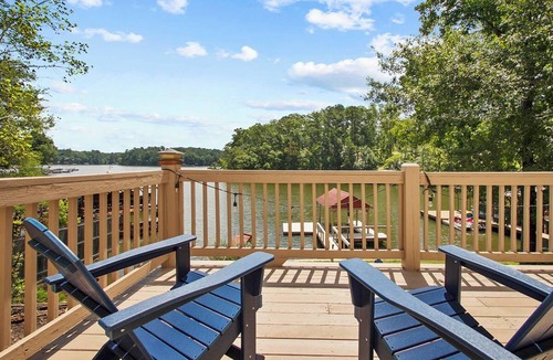 Jackson House | Arrow Point Retreat on Jackson Lake - Updated new furnishings - Amazing Sunrises
