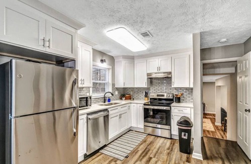 Powder Springs House | ATH -Powder Springs-4BR-PetFriendly -Fenced (3017)