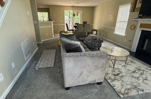 Riverdale House | Atlanta Cozy Pad 1