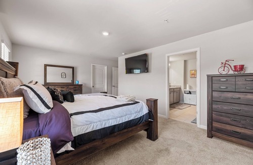 Cliftondale House | Atlanta Elegant 5-bed gem | sleeps 16