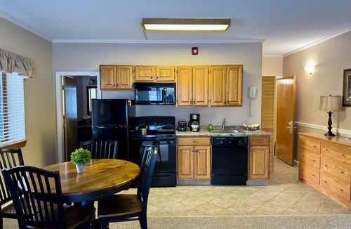 Bartlett Condo | Attitash 1st Floor Studio With Mountain View
