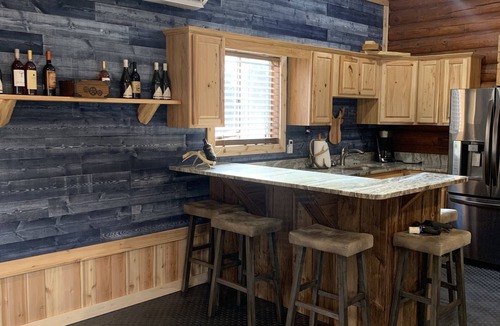 Frederic Cabin | Authentic log cabin on expansive private land—ideal for solitude or adventure