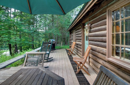 Londonderry Cabin | Award-Winning Log Cabin, Top 5 in New England!