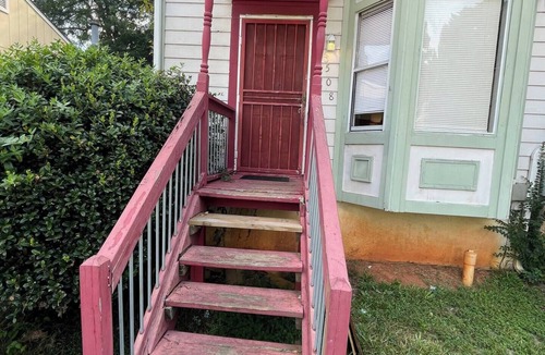 Decatur House | Awesome 2-bedroom house in Decatur perfect for your getaway