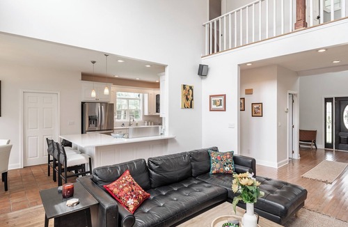 Grant House | Back Forty Overlook-a secluded mountainside farmhouse at the edge of 40 acres.