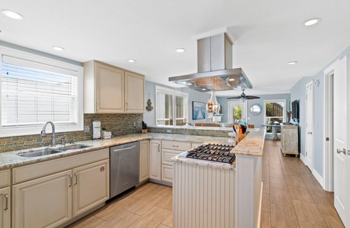 Sunnyside House | Bahama West – Beach Haven, Pet Friendly, Gulf Views, Beach Access, Free Golf