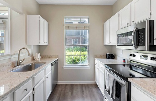 Madison Apartment | Balch Road Apartments by Landing
