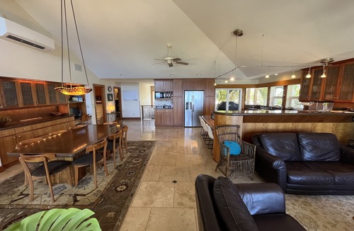 Pupukea House | Bali-Inspired White Sand Beachfront House w/Large Deck, GYM, & Lots of Toys!