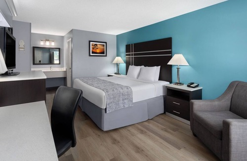 Dock Junction Hotel | Baymont by Wyndham Brunswick GA