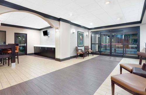 Augusta Hotel | Baymont by Wyndham Augusta Riverwatch
