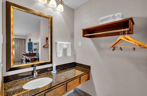 Warner Robins Hotel | Baymont by Wyndham Warner Robins
