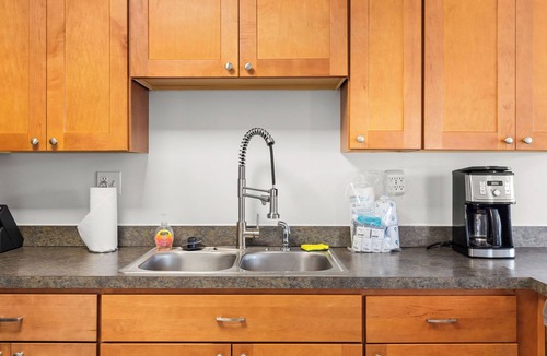 Caine Woods House | Bayside Tiki Summary: