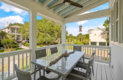 East Beach House | Beach Birdie - 4221 Fourth Street