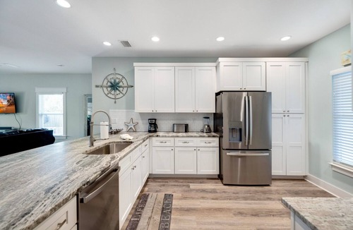 Inlet Beach Heights House | Beach House w/Private Heated Pool, pet friendly - 21yo & UP