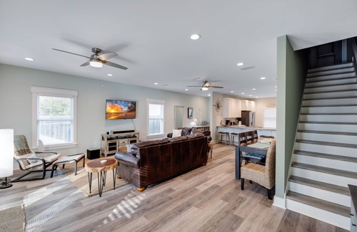 Inlet Beach Heights House | Beach House w/Private Heated Pool, pet friendly - 21yo & UP