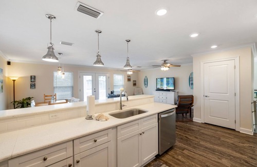 Inlet Beach Heights House | Beach House w/Private Heated Pool, pet friendly - 21yo & UP