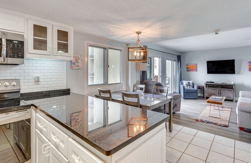 Sunnyside Condo | Beach, Pool, Gulf-View Balconies! PCB Resort Condo